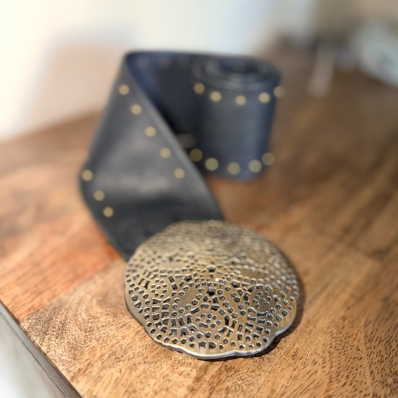 Fossil Sand Dollar Plaque Belt Women S Black Leather Studded Wide Boho Chic main image 9